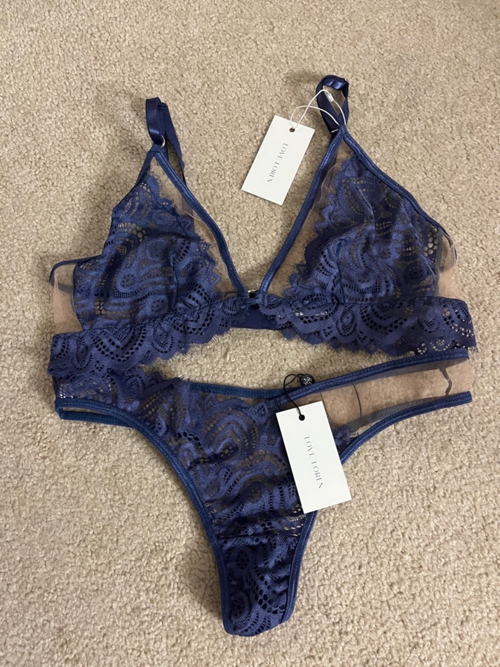 Love Loren lingerie set size medium